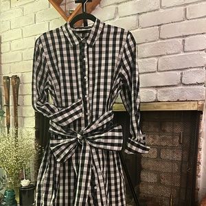 Plaid blk/wht  Shirt dress with belt